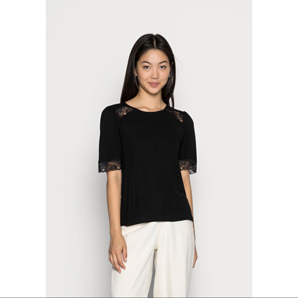 Vero Moda Black Lace Detail Short Sleeve Blouse